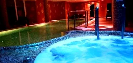 очищає липень