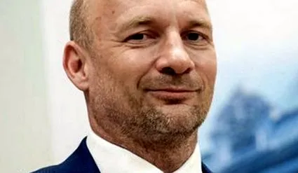 проваленият дума