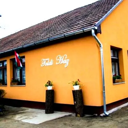 toldi house