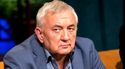 грубо колегите