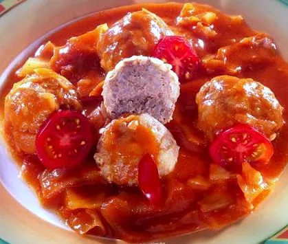 chiftele varză
