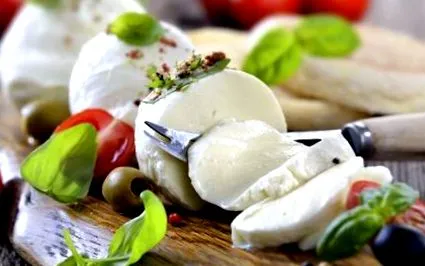mozzarella varietate