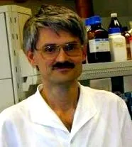 Csaba Szalai variază