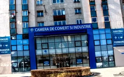 учествуваат