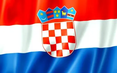 розширюється