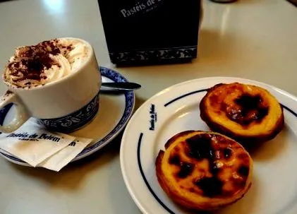 Pastéis Belém града трамвай