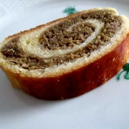орехови различни
