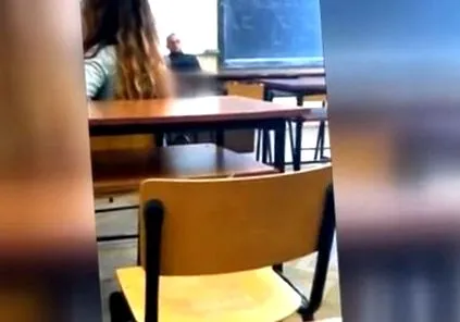 случајот објаснувањата