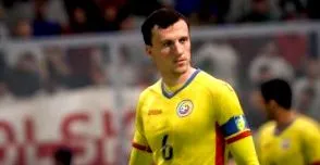 hozza román