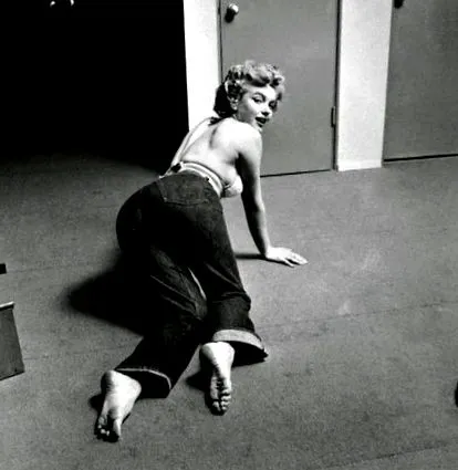egyedi monroe