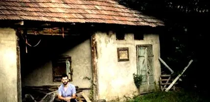 уметнички șură