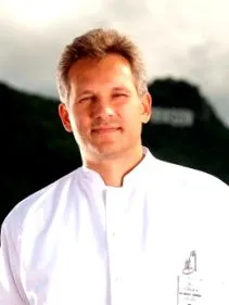 elhízás
