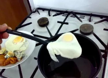 tojás