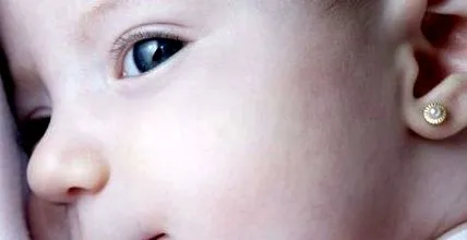 piercingért bébi