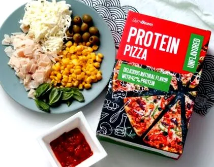 sonkával fehérjepizza