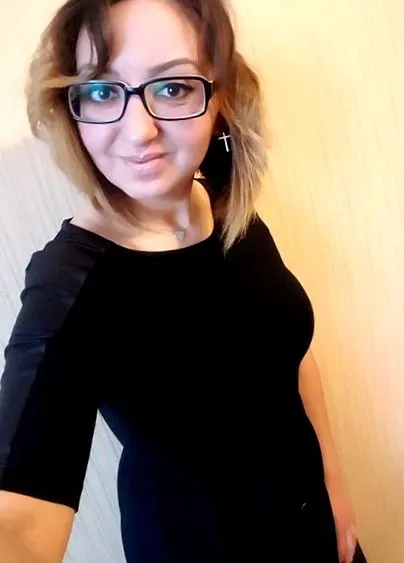 szakemberek