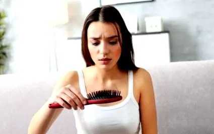 випаданням