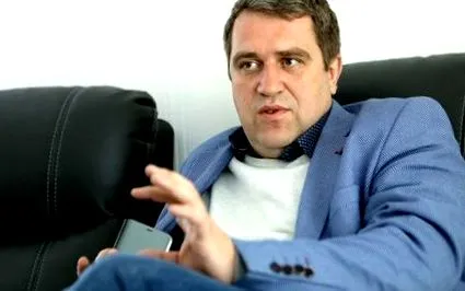 прогресує прогресує