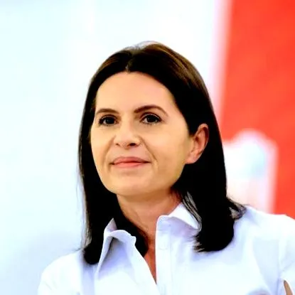 magyarul adriana