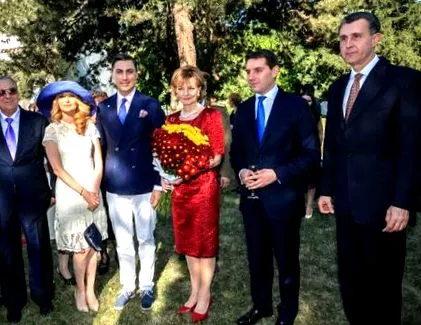 александру александру