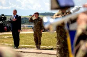 DefenseRomania bemutatja kezdeményezés