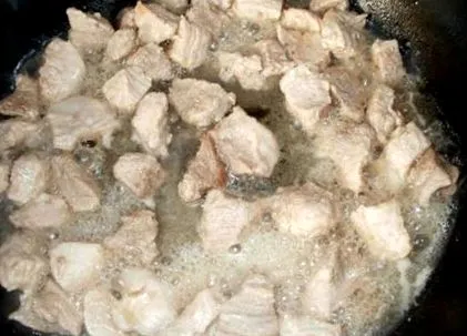 како