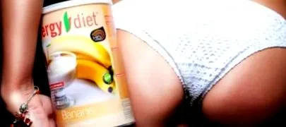 vélemények