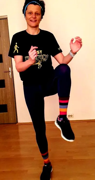 Брза одење музика