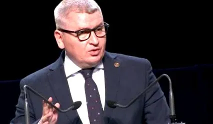 roman gonosz