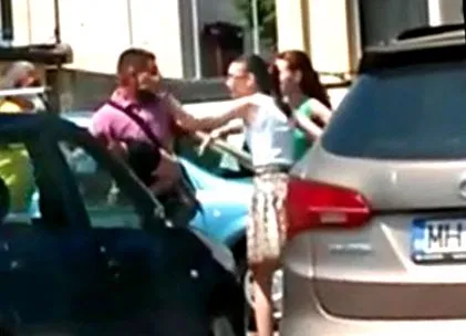потврдува