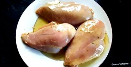 червоний грудка