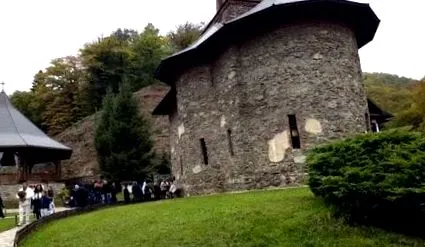 kolostorból