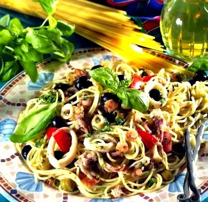 mare spaghete