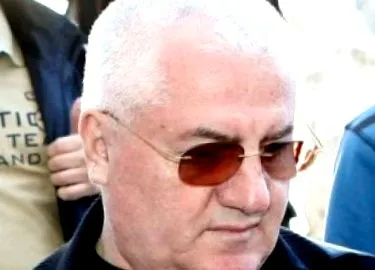 millió