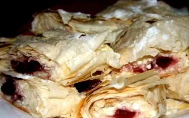 brânză strudel