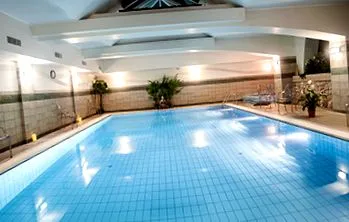 клуб Holiday Club