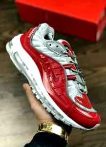 cipők asics