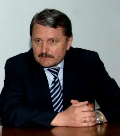дебюту