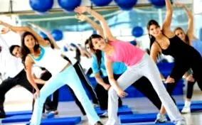 augusztus