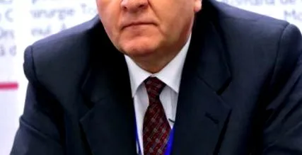 агресивен агресивен