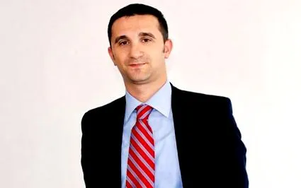 üzemeltet