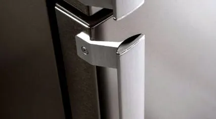 811e