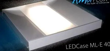 kazettatest fluoreszkáló
