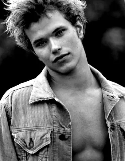 ashton ashton