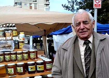 falošného