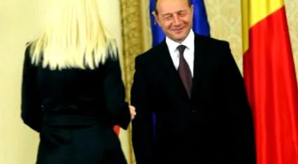 девојката