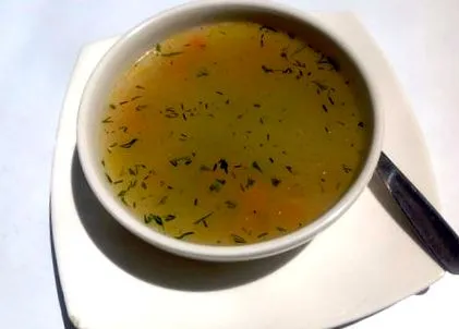 alacsony kalóriabevitel miatt