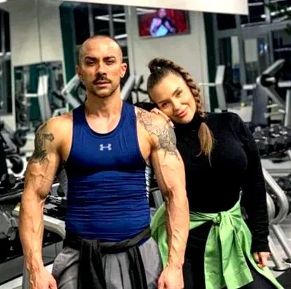 oana öntött