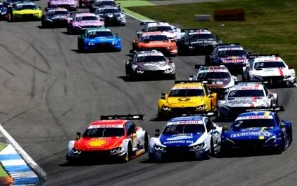 címe