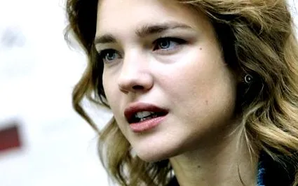 Lily Cole popular